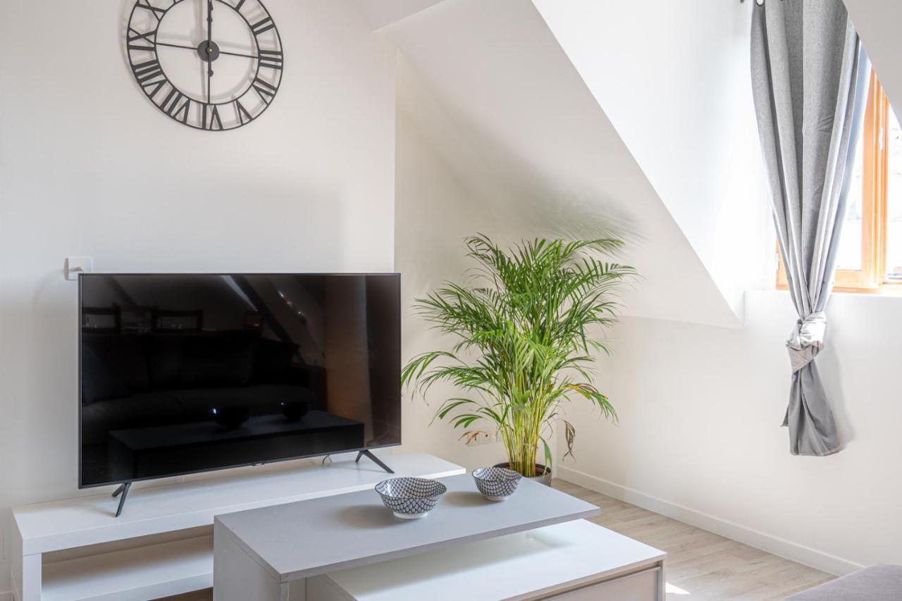 T3 Lumineux Proche Chateau Tout Equipe 랑부예 외부 사진